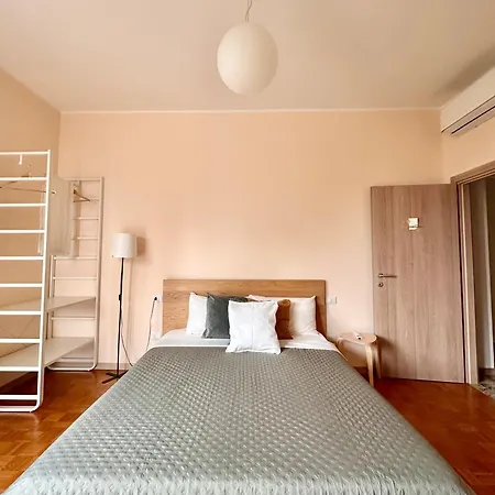 Casa Ling -ac - Parking-2bathrooms 3* Комо