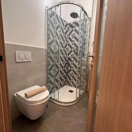 Nocleg ze śniadaniem Casa Ling -ac - Parking-2bathrooms 3*